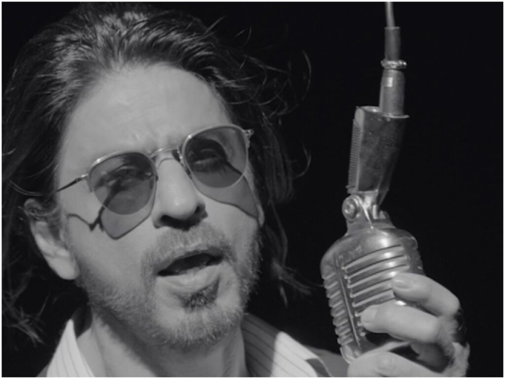 Saha Rukh Khan In Music Video