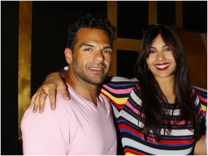 Somy Ali ties imaginary rakhi to Mohammad Ali